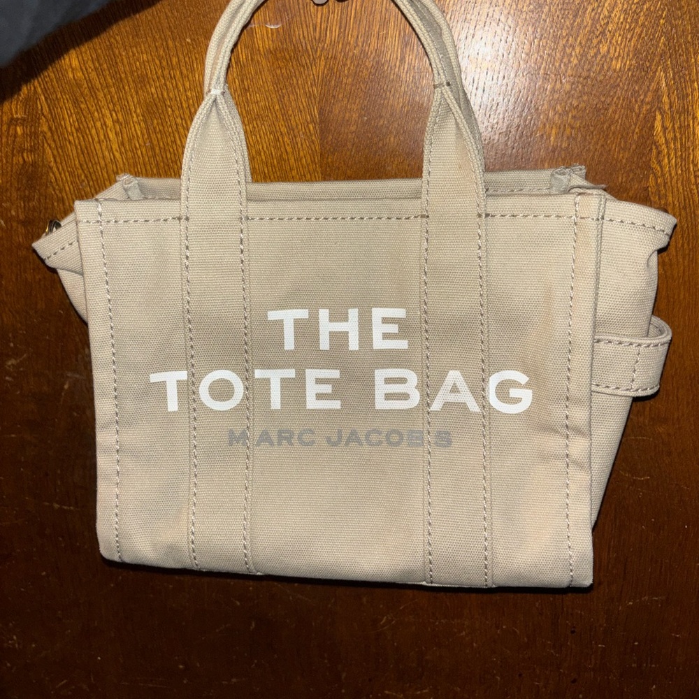 Marc Jacobs Beige Tote Bag